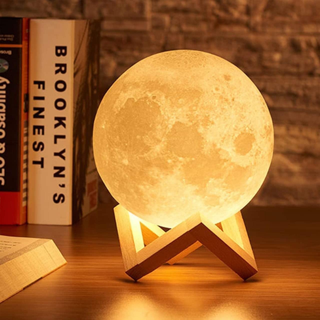 3D Moon Lamp – Bring the Magic of the Moon Into Your Home